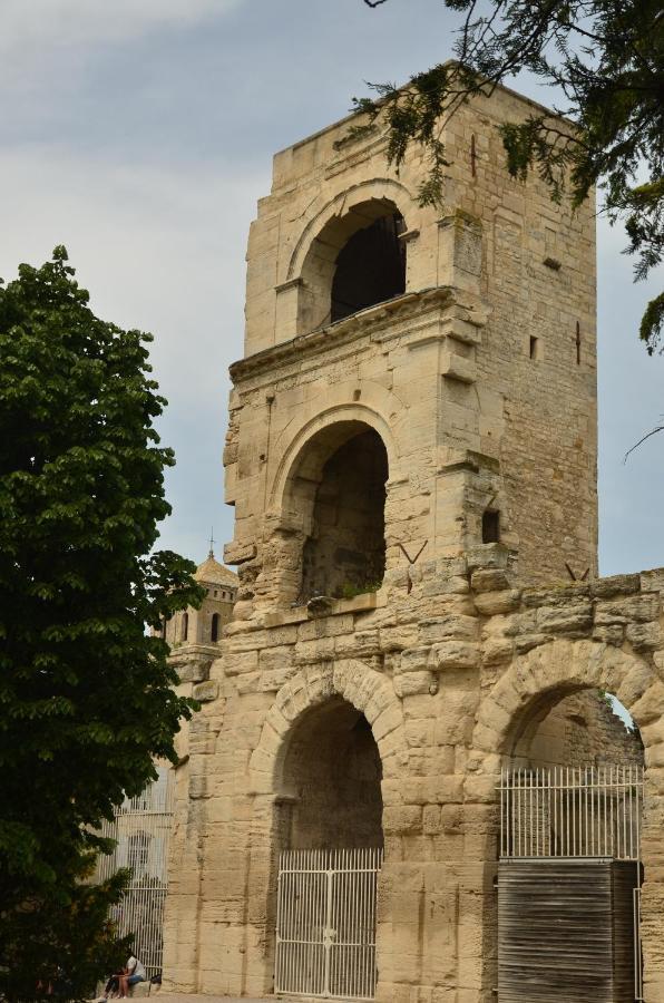 Вилла La Pitchoun Des Arenes Арль Экстерьер фото